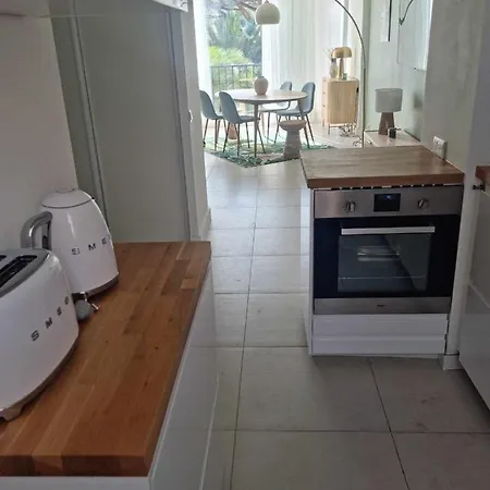 L ' Eden アパート サントロペ